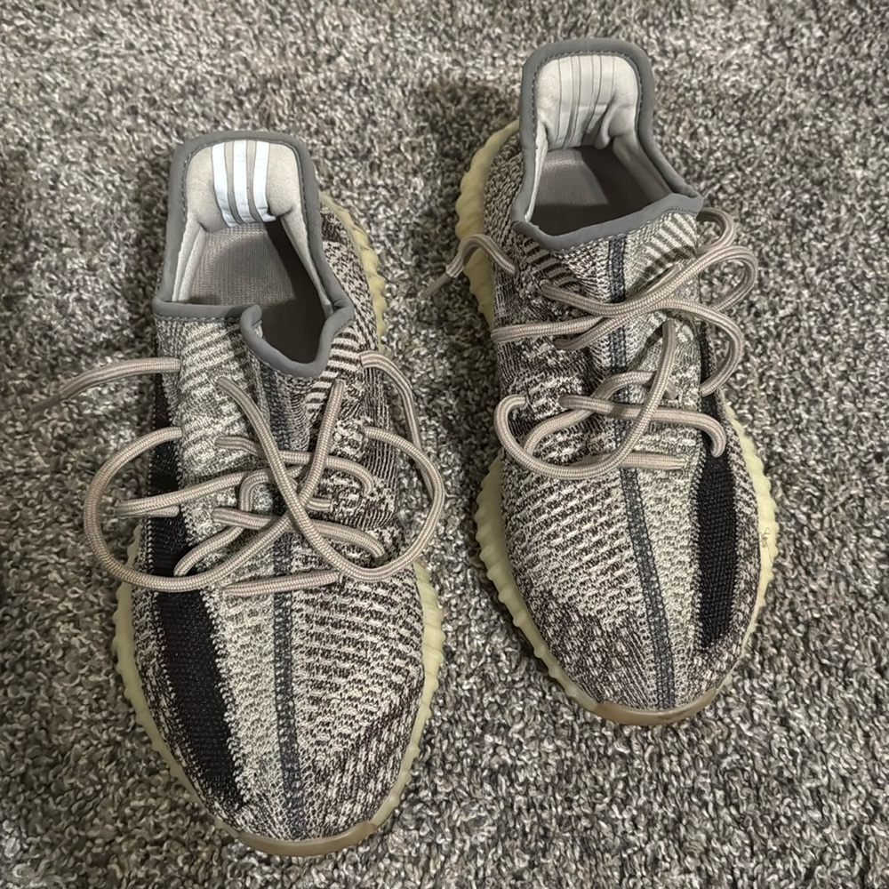 Yezzy Boost 350 V2 Zyon